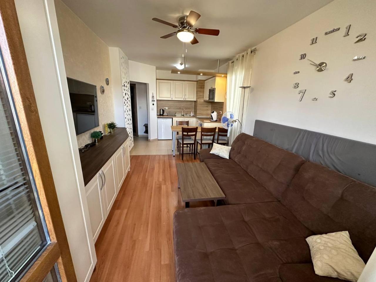 Apartment In Belvedere Holiday Club 550 M From Ski Lift Банско Екстериор снимка